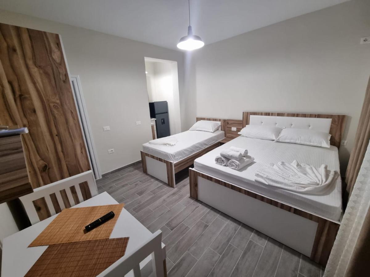 Vila Soleil Vlore Exterior photo