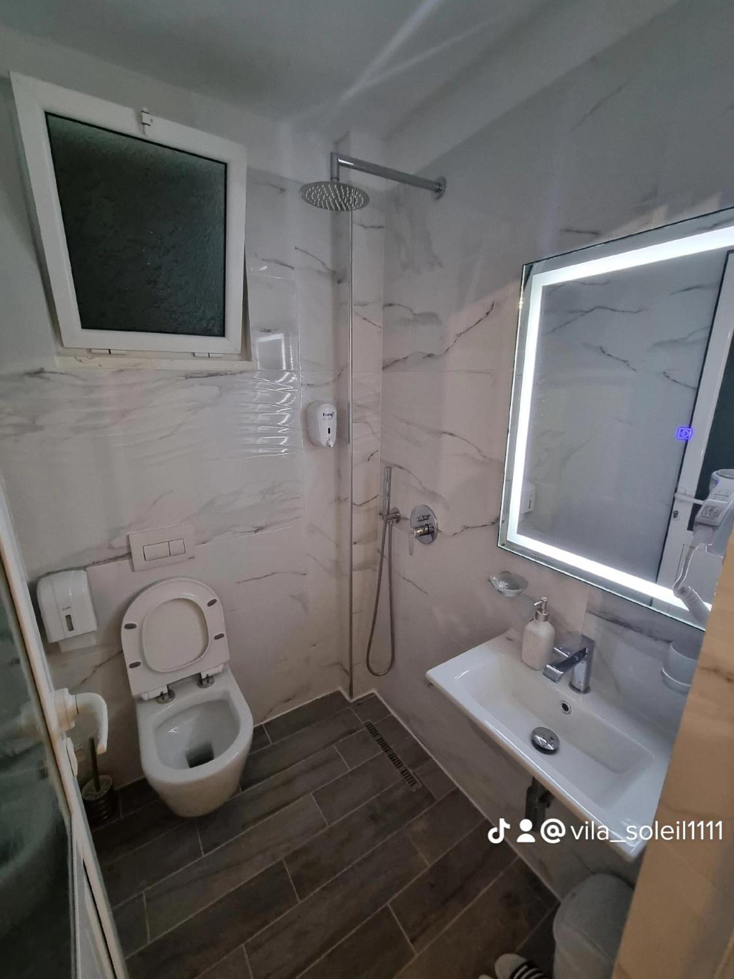 Vila Soleil Vlore Room photo