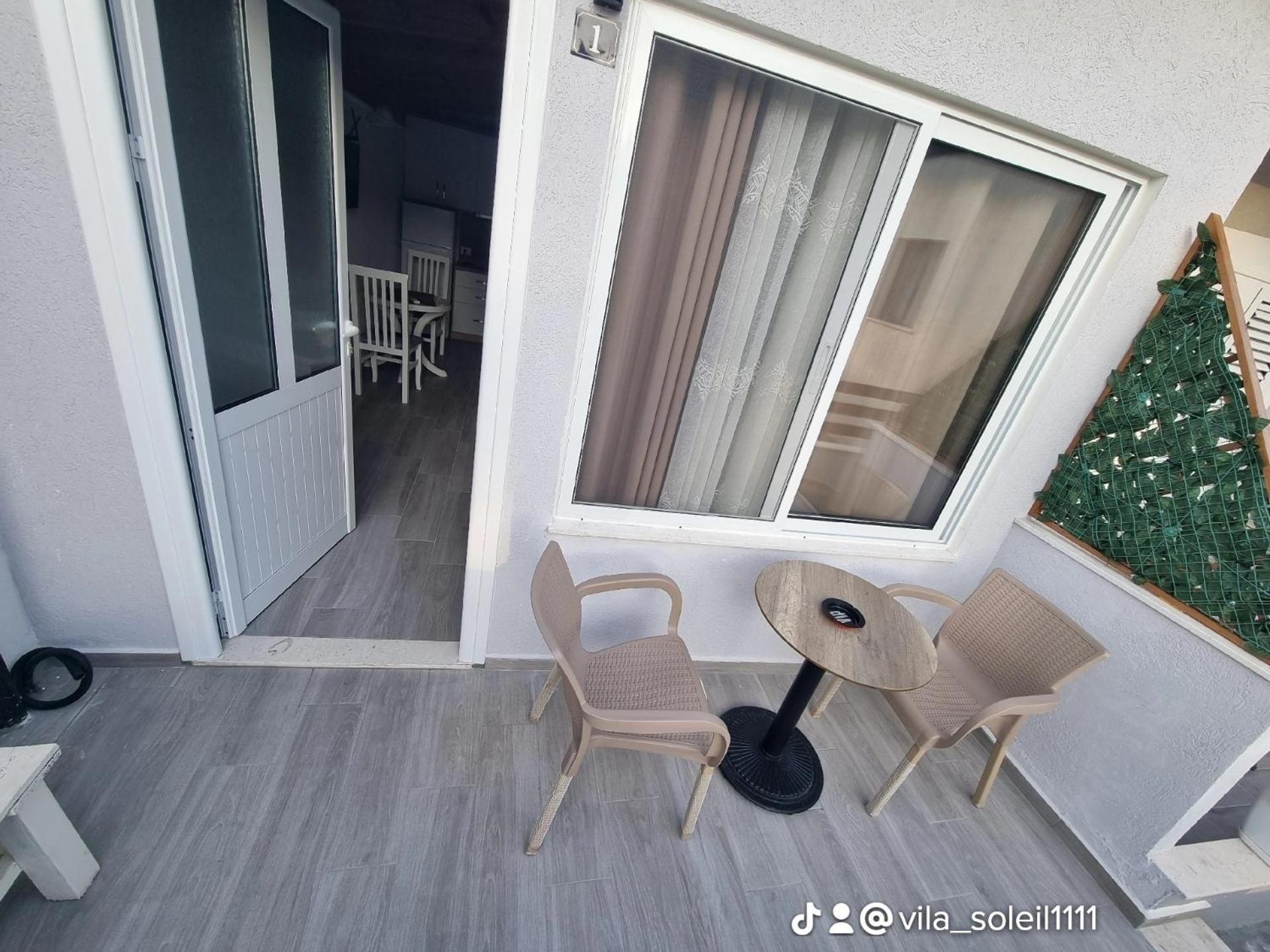Vila Soleil Vlore Exterior photo