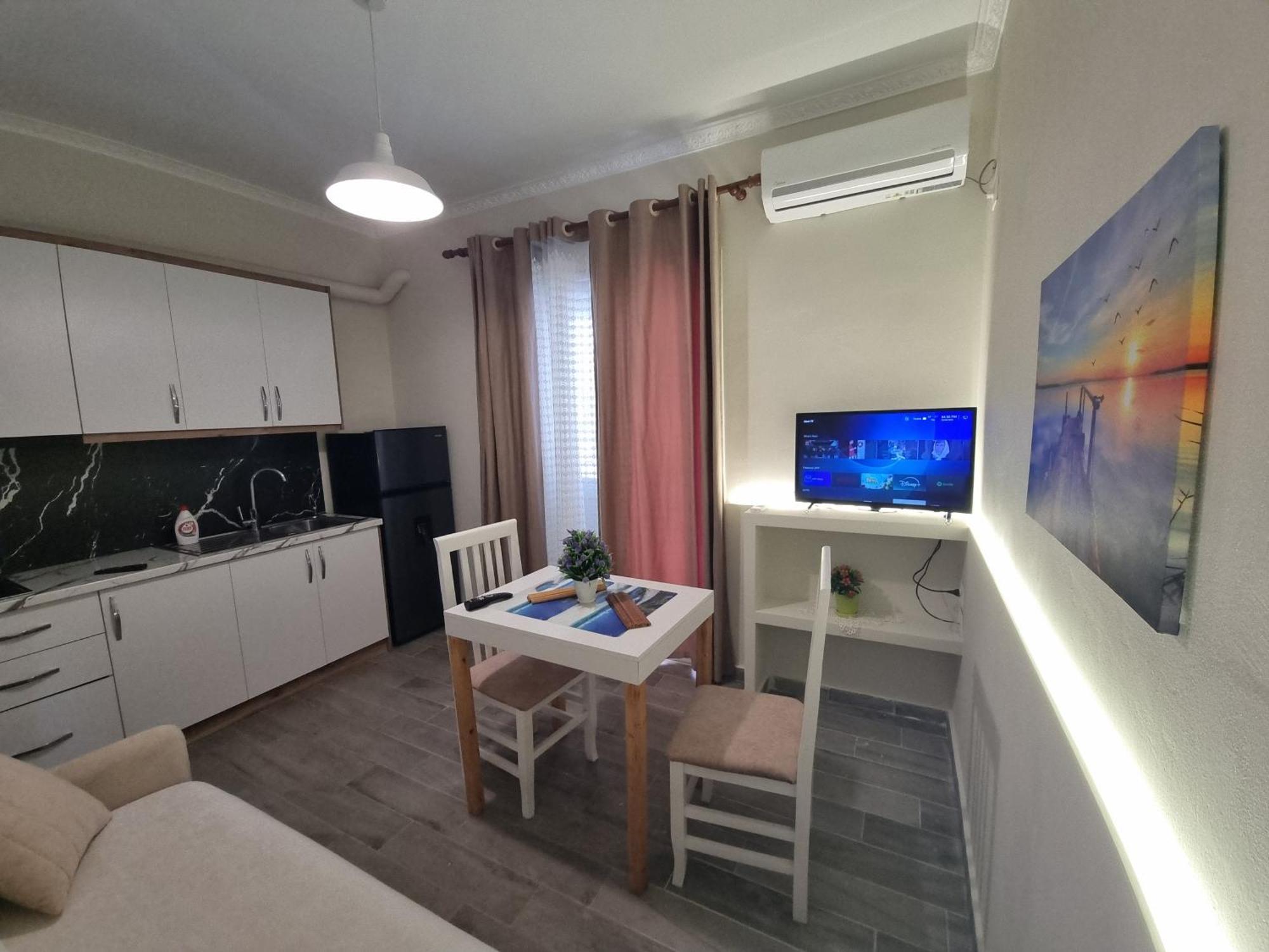 Vila Soleil Vlore Exterior photo