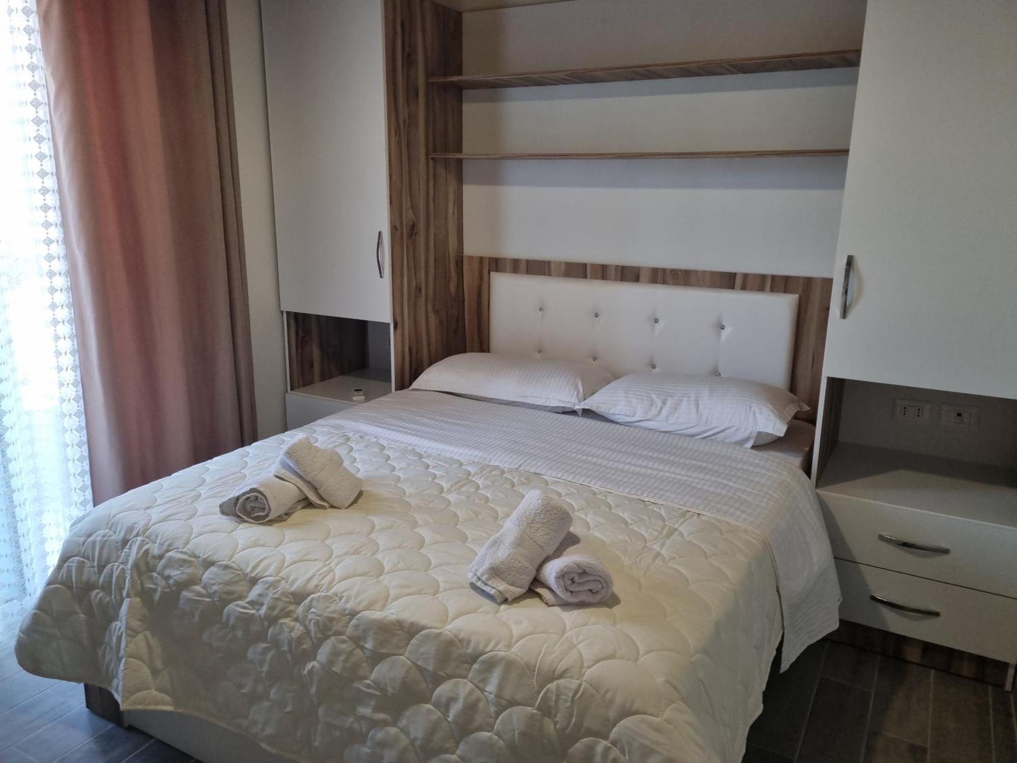 Vila Soleil Vlore Exterior photo